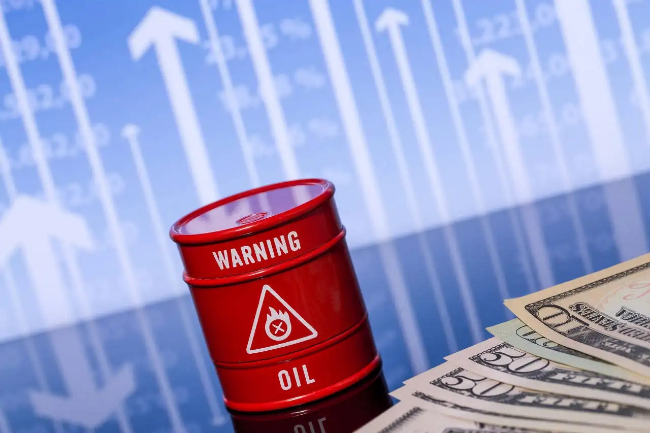 น้ำมันดิบ, ภูมิรัฐศาสตร์, OPEC+, ราคาน้ำมัน, การผลิตน้ำมัน, ความต้องการน้ำมัน, สต็อกน้ำมัน, ข้อมูล EIA, ความเสี่ยงจากภูมิรัฐศาสตร์, การเก็บสต็อก